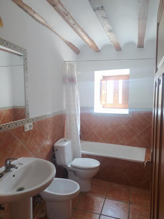 Casa Rural El Cortijo Nuevo, En El Cerezo Dış mekan fotoğraf