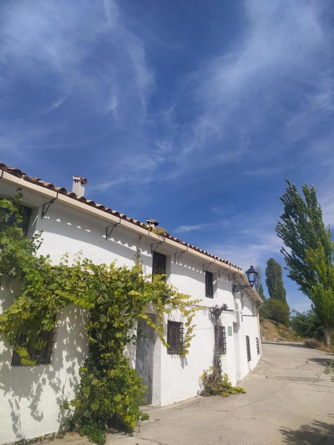 Casa Rural El Cortijo Nuevo, En El Cerezo Dış mekan fotoğraf